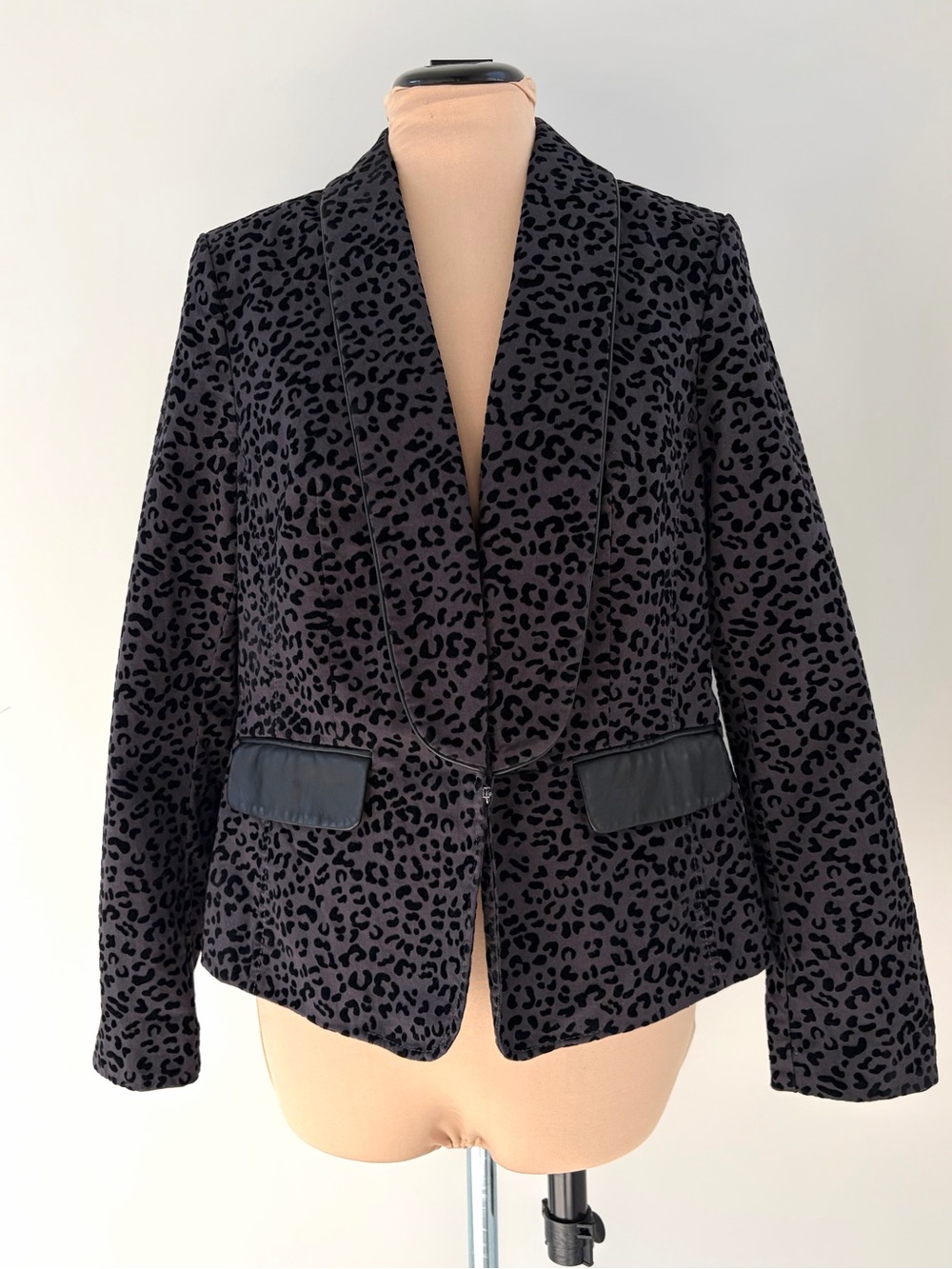 Olsen Europe Black Velvet Animal Print Blazer Jacket | Size M/10